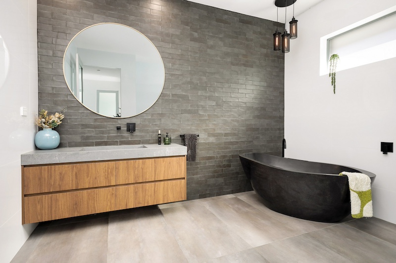 Redefine your space with a luxury bathroom extension featuring modern finishes and unique details. Learn more!